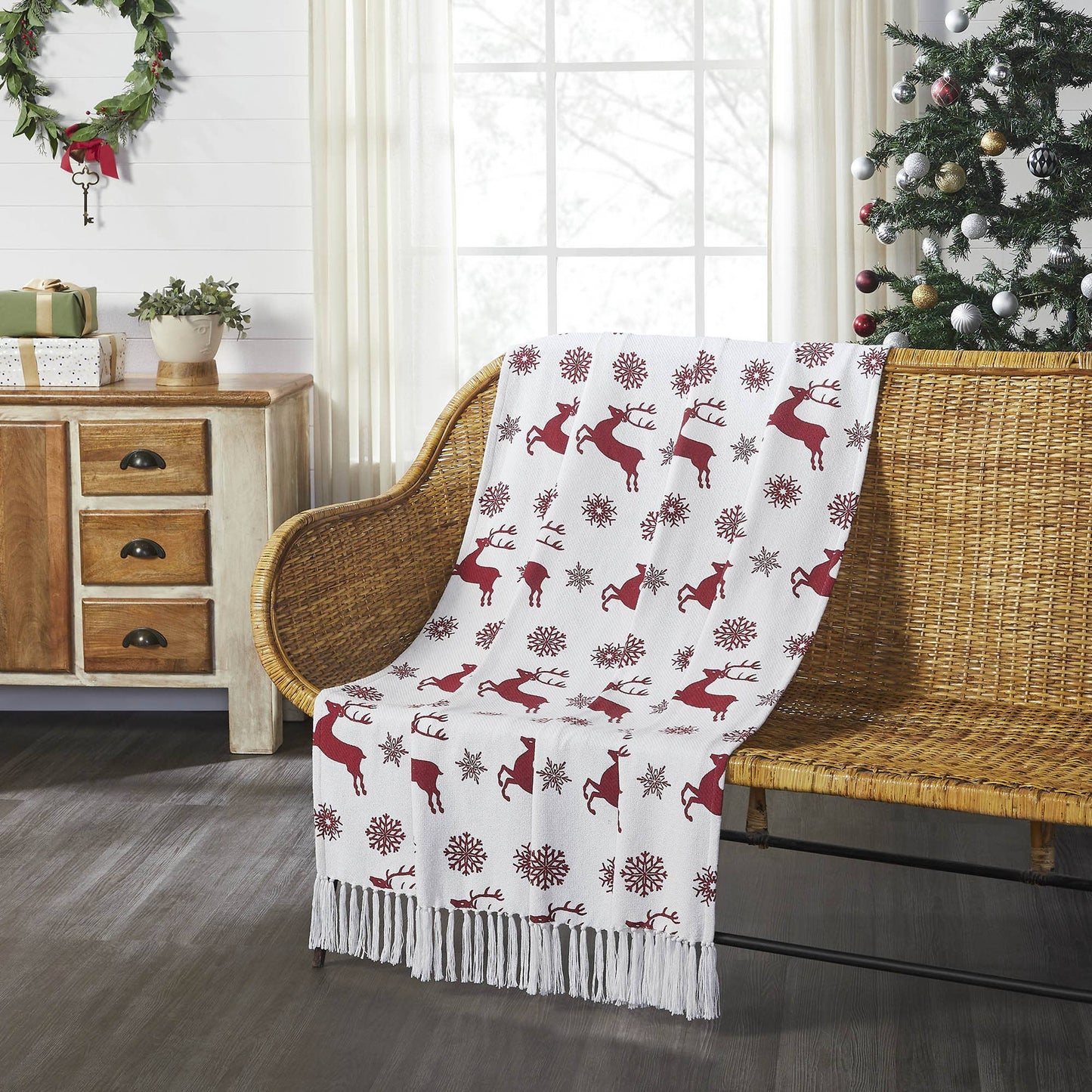 Scandia Snowflake Red White Woven Throw